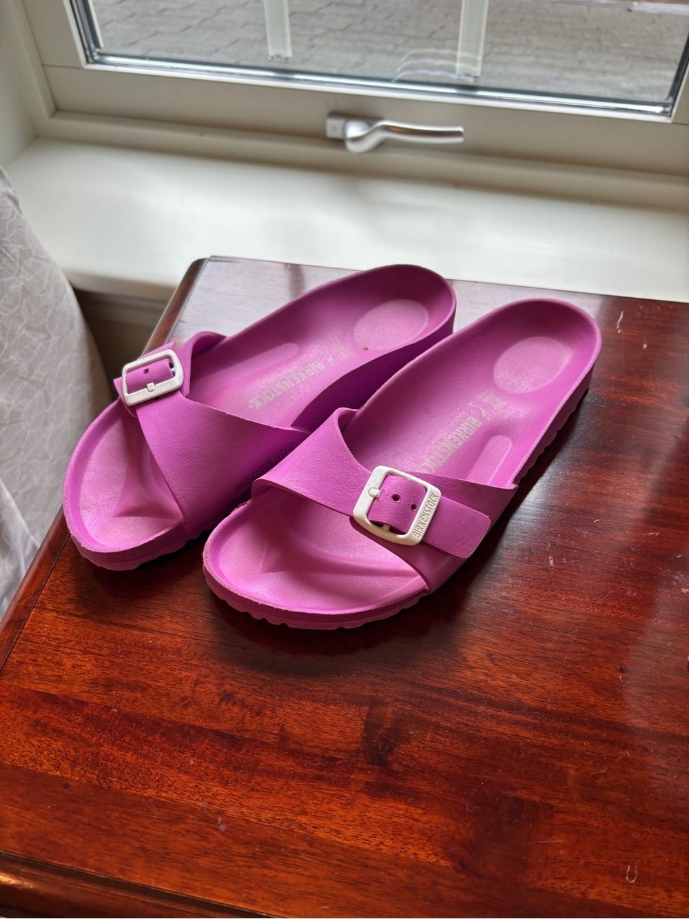 Birkenstock Arizona Magenta Slide Sandals with Buckle